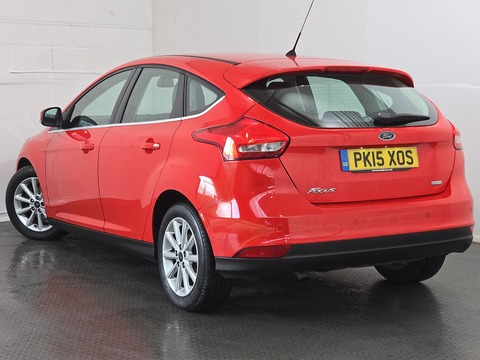 1.0T EcoBoost Titanium Hatchback 5dr Petrol Manual Euro 6 (s/s) (125 ps)