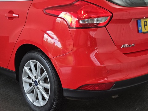 1.0T EcoBoost Titanium Hatchback 5dr Petrol Manual Euro 6 (s/s) (125 ps)