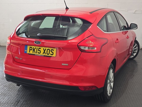 1.0T EcoBoost Titanium Hatchback 5dr Petrol Manual Euro 6 (s/s) (125 ps)