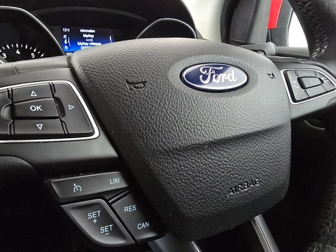 1.0T EcoBoost Titanium Hatchback 5dr Petrol Manual Euro 6 (s/s) (125 ps)