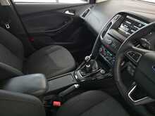 Ford Focus T EcoBoost Titanium 