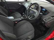 Ford Focus T EcoBoost Titanium 