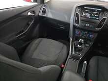 Ford Focus T EcoBoost Titanium 