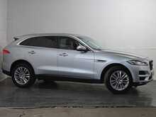 Jaguar F-PACE D240 Portfolio 