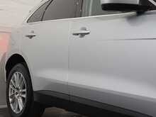 Jaguar F-PACE D240 Portfolio 