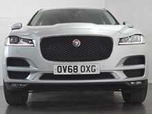 Jaguar F-PACE D240 Portfolio 