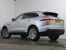 Jaguar F-PACE D240 Portfolio 