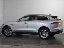 Jaguar F-PACE D240 Portfolio 
