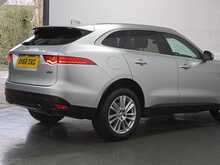 Jaguar F-PACE D240 Portfolio 