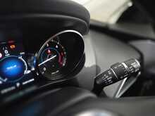 Jaguar F-PACE D240 Portfolio 