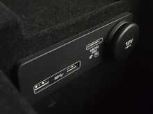 Jaguar F-PACE D240 Portfolio 