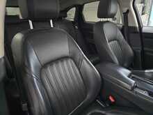 Jaguar F-PACE D240 Portfolio 