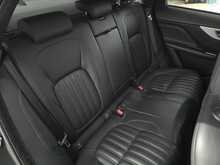 Jaguar F-PACE D240 Portfolio 