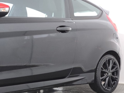 1.0T EcoBoost ST-Line Hatchback 3dr Petrol Manual Euro 6 (s/s) (140 ps)