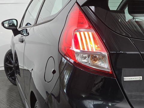 1.0T EcoBoost ST-Line Hatchback 3dr Petrol Manual Euro 6 (s/s) (140 ps)