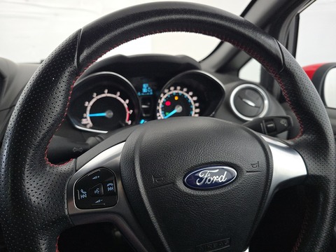 1.0T EcoBoost ST-Line Hatchback 3dr Petrol Manual Euro 6 (s/s) (140 ps)