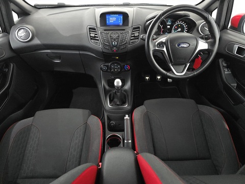 1.0T EcoBoost ST-Line Hatchback 3dr Petrol Manual Euro 6 (s/s) (140 ps)