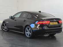 Jaguar XE d R-Sport 