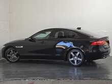 Jaguar XE d R-Sport 