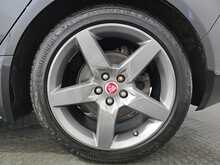 Jaguar XE d R-Sport 