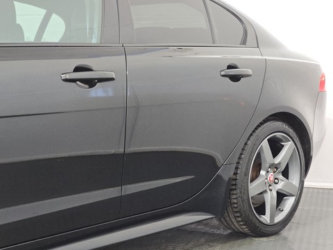 2.0d R-Sport Saloon 4dr Diesel Auto Euro 6 (s/s) (180 ps)