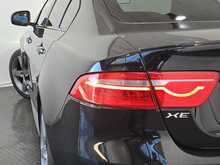 Jaguar XE d R-Sport 