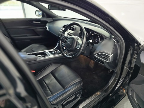 2.0d R-Sport Saloon 4dr Diesel Auto Euro 6 (s/s) (180 ps)