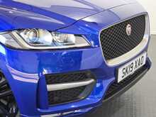 Jaguar F-PACE D180 R-Sport 