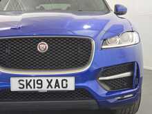 Jaguar F-PACE D180 R-Sport 