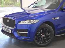 Jaguar F-PACE D180 R-Sport 