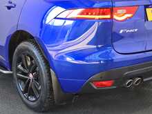 Jaguar F-PACE D180 R-Sport 
