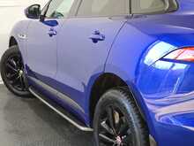 Jaguar F-PACE D180 R-Sport 