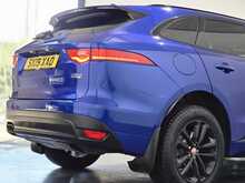 Jaguar F-PACE D180 R-Sport 