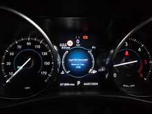 Jaguar F-PACE D180 R-Sport 