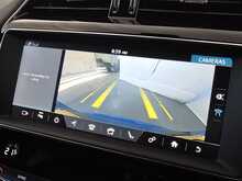 Jaguar F-PACE D180 R-Sport 