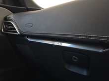 Jaguar F-PACE D180 R-Sport 