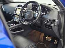 Jaguar F-PACE D180 R-Sport 