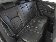 Jaguar F-PACE D180 R-Sport 