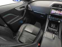 Jaguar F-PACE D180 R-Sport 