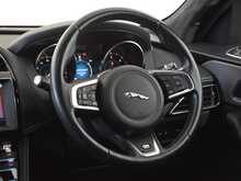Jaguar F-PACE D180 R-Sport 