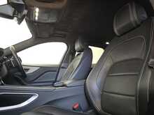 Jaguar F-PACE D180 R-Sport 