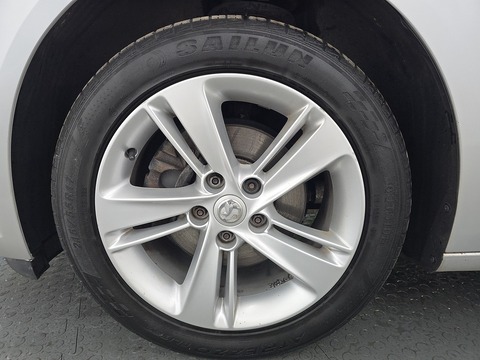 1.6 Turbo D ecoTEC BlueInjection Elite Nav Sports Tourer 5dr Diesel Manual Euro 6 (s/s) (110 ps)
