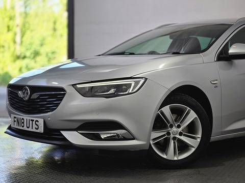 1.6 Turbo D ecoTEC BlueInjection Elite Nav Sports Tourer 5dr Diesel Manual Euro 6 (s/s) (110 ps)