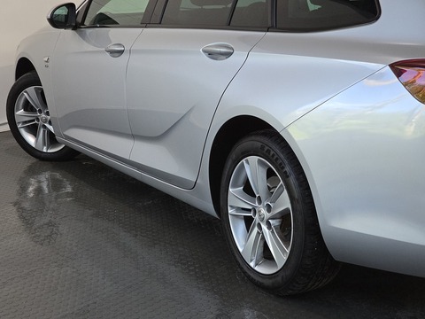 1.6 Turbo D ecoTEC BlueInjection Elite Nav Sports Tourer 5dr Diesel Manual Euro 6 (s/s) (110 ps)