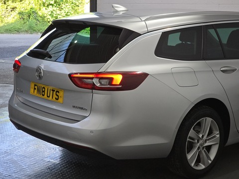 1.6 Turbo D ecoTEC BlueInjection Elite Nav Sports Tourer 5dr Diesel Manual Euro 6 (s/s) (110 ps)