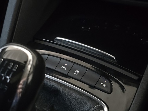 1.6 Turbo D ecoTEC BlueInjection Elite Nav Sports Tourer 5dr Diesel Manual Euro 6 (s/s) (110 ps)