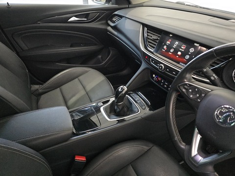1.6 Turbo D ecoTEC BlueInjection Elite Nav Sports Tourer 5dr Diesel Manual Euro 6 (s/s) (110 ps)