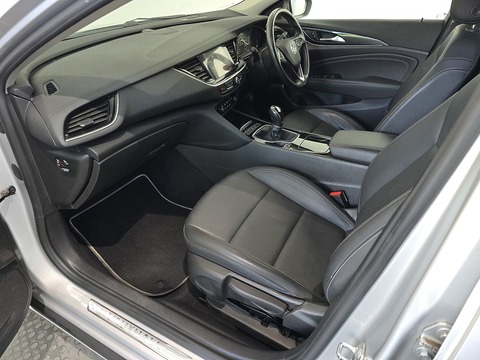 1.6 Turbo D ecoTEC BlueInjection Elite Nav Sports Tourer 5dr Diesel Manual Euro 6 (s/s) (110 ps)