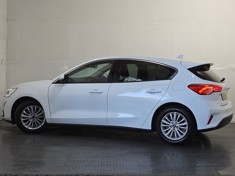 1.0T EcoBoost Titanium Hatchback 5dr Petrol Manual Euro 6 (s/s) (125 ps)