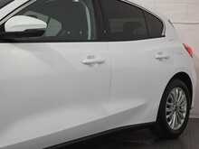 Ford Focus T EcoBoost Titanium 
